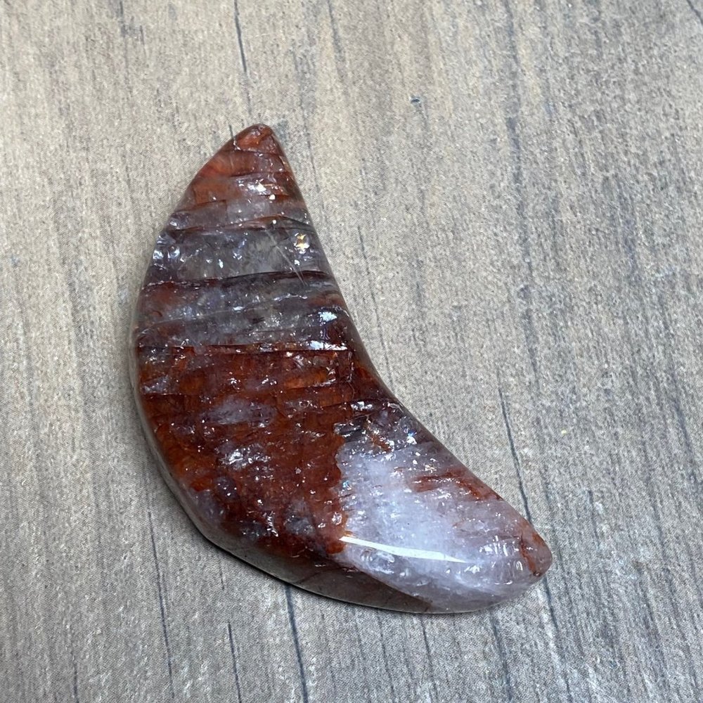 Fire Quartz Moon - Picture 4 of 5